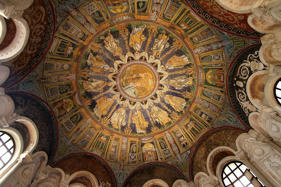 Looking up into a dome whose mosaic shows a central medallion ringed by a procession of robed figures, above a band of painted architecture and arched windows.