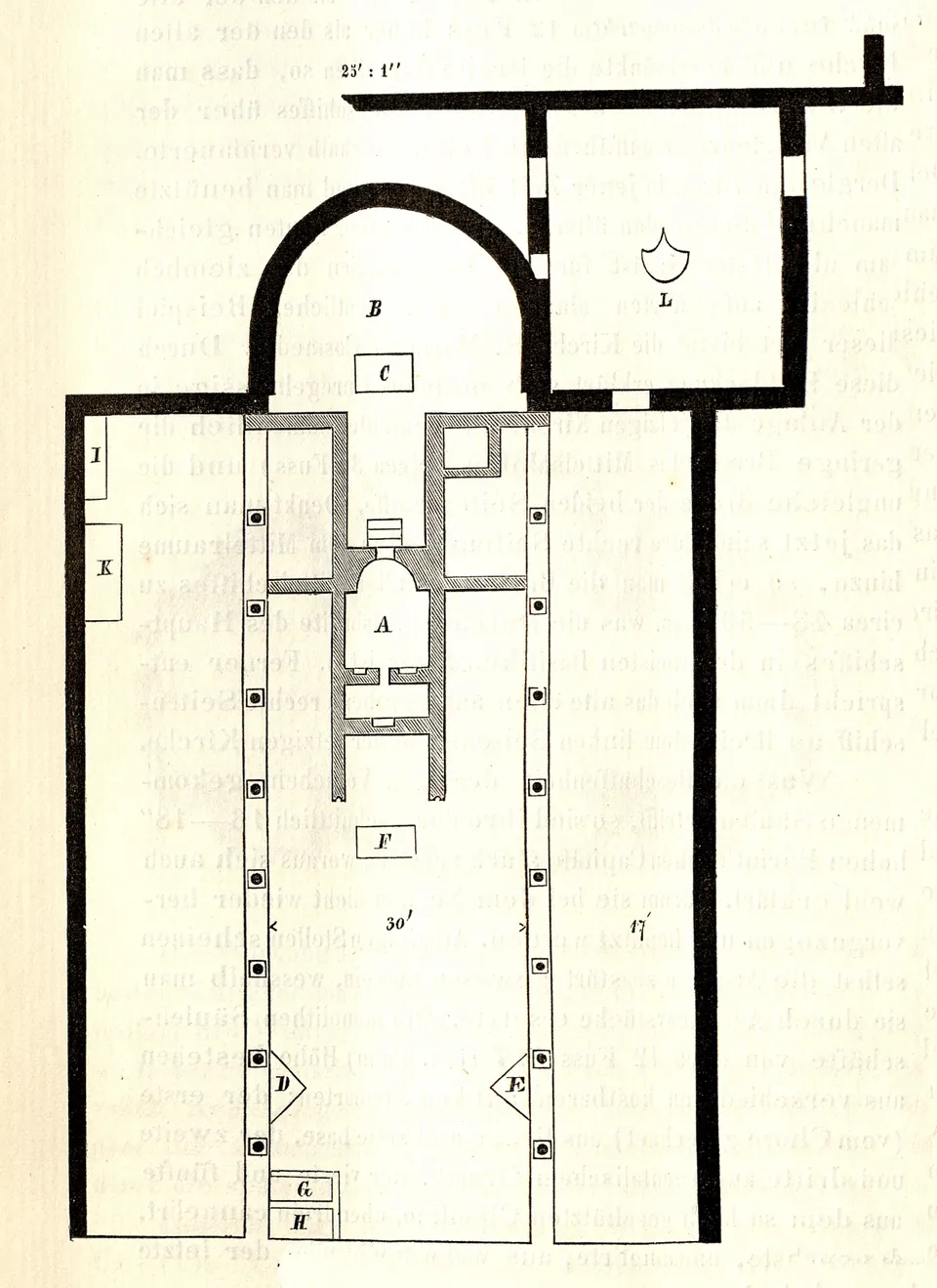 A printed black-and-white ground plan of a long rectangular church, divided by two rows of small square column bases into a nave and two aisles, with a semicircular apse at the top, a small walled enclosure in the middle of the nave, and a square room beside the apse with a basin drawn inside it.